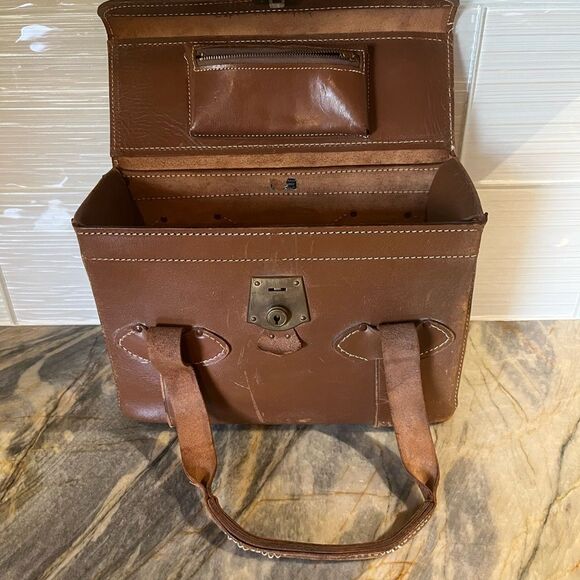 Vintage Fudo leather camera (?) padlock bag - Picture 4 of 7